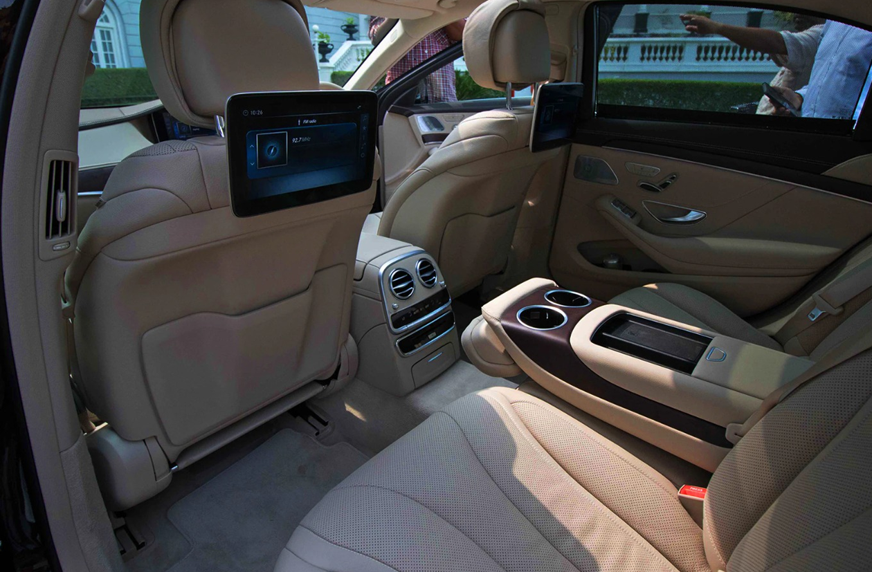 mercedes-rent-in-ahmedabad
 Car Rental Services in Ahmedabad